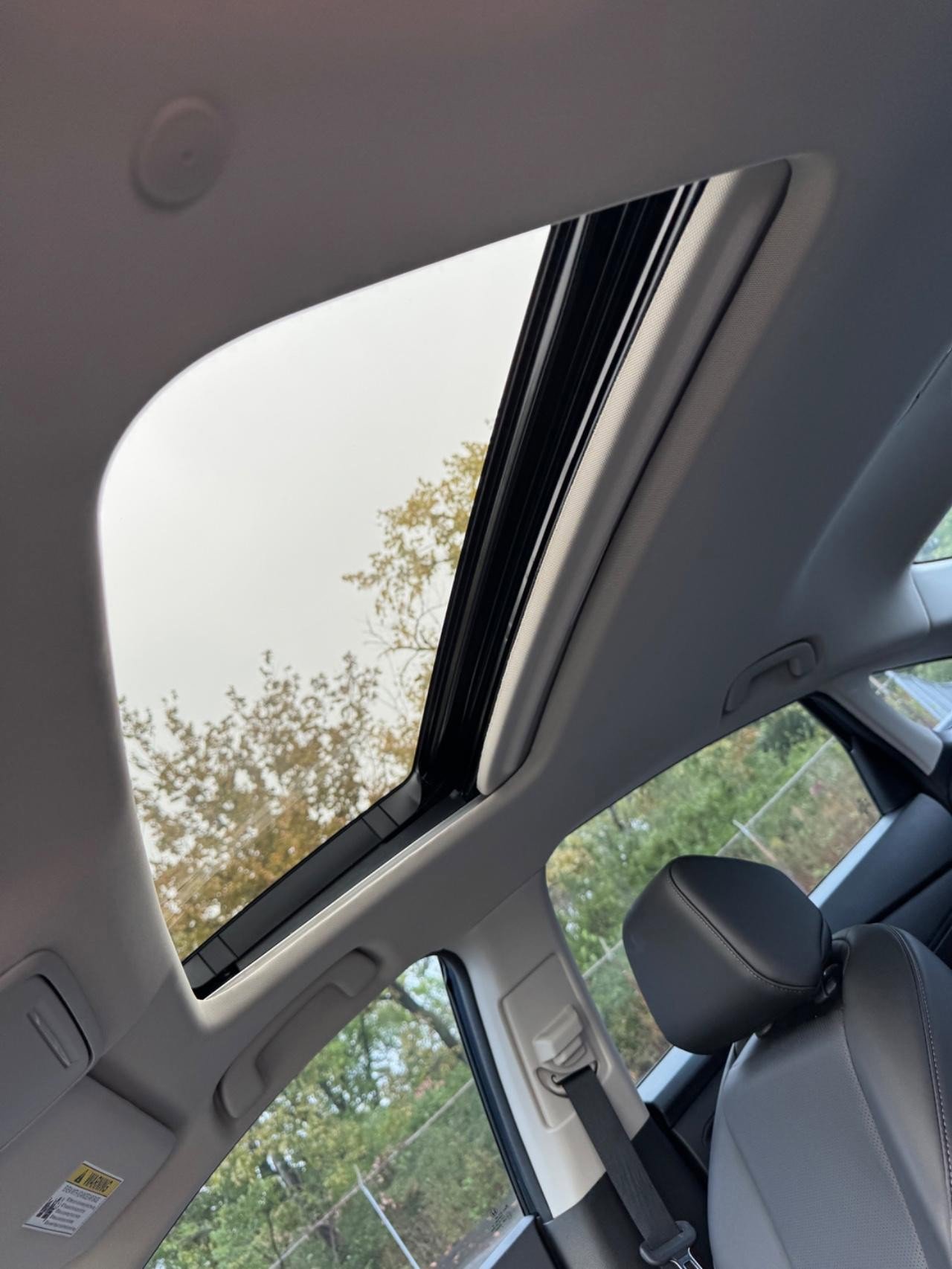 Used 2024 Honda Accord EX-L image 19