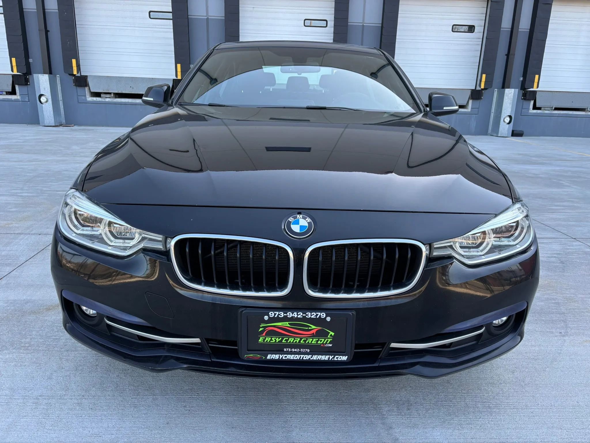 Used 2018 BMW 330i xDrive Sedan w/ Convenience Package image 14