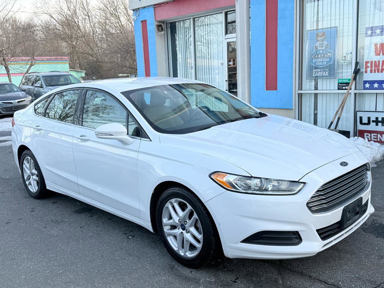 Used 2014 Ford Fusion SE image 10