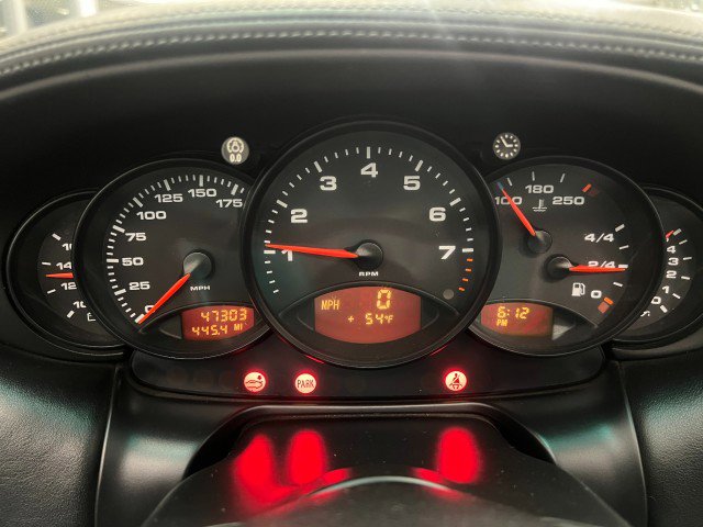 Used 2000 Porsche 911 Cabriolet image 24