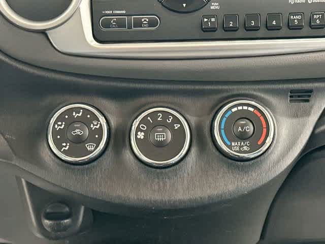 Used 2012 Toyota Yaris SE FWD image 10