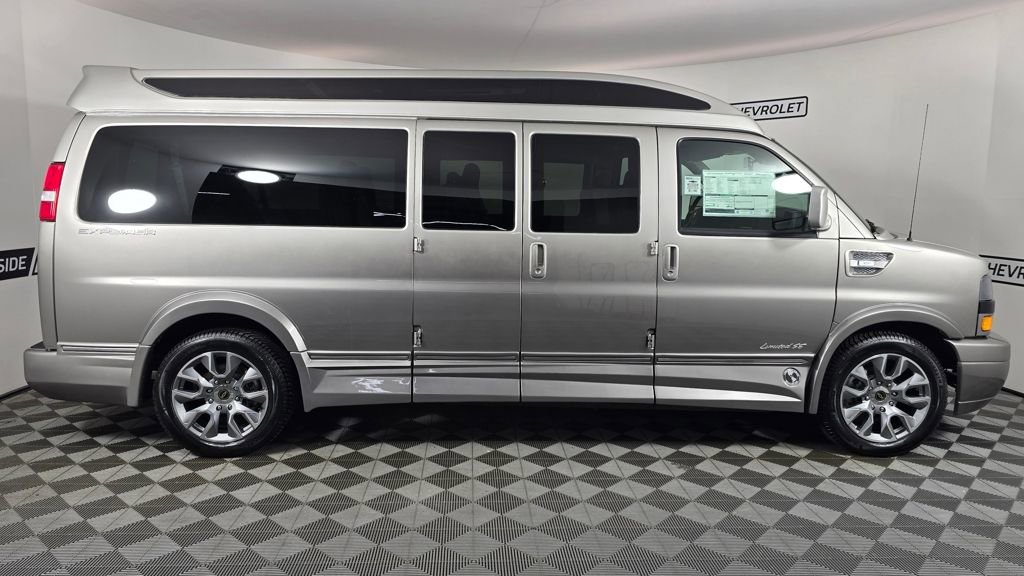 New 2026 Chevrolet Express 2500 Extended w/ Driver Convenience Package image 7