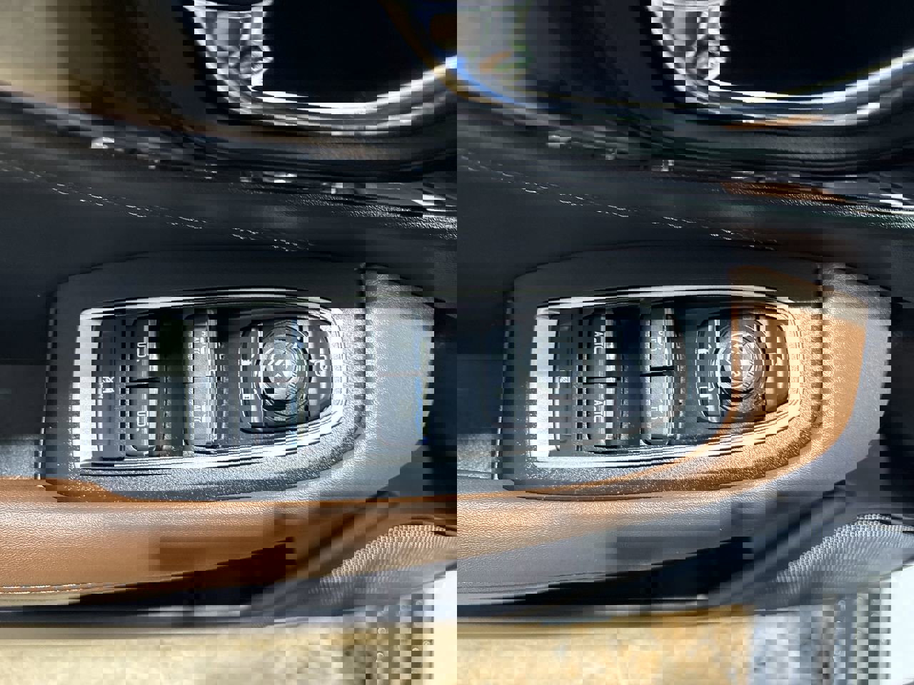 Used 2022 Subaru Outback Touring XT w/ Popular Package #2 image 13