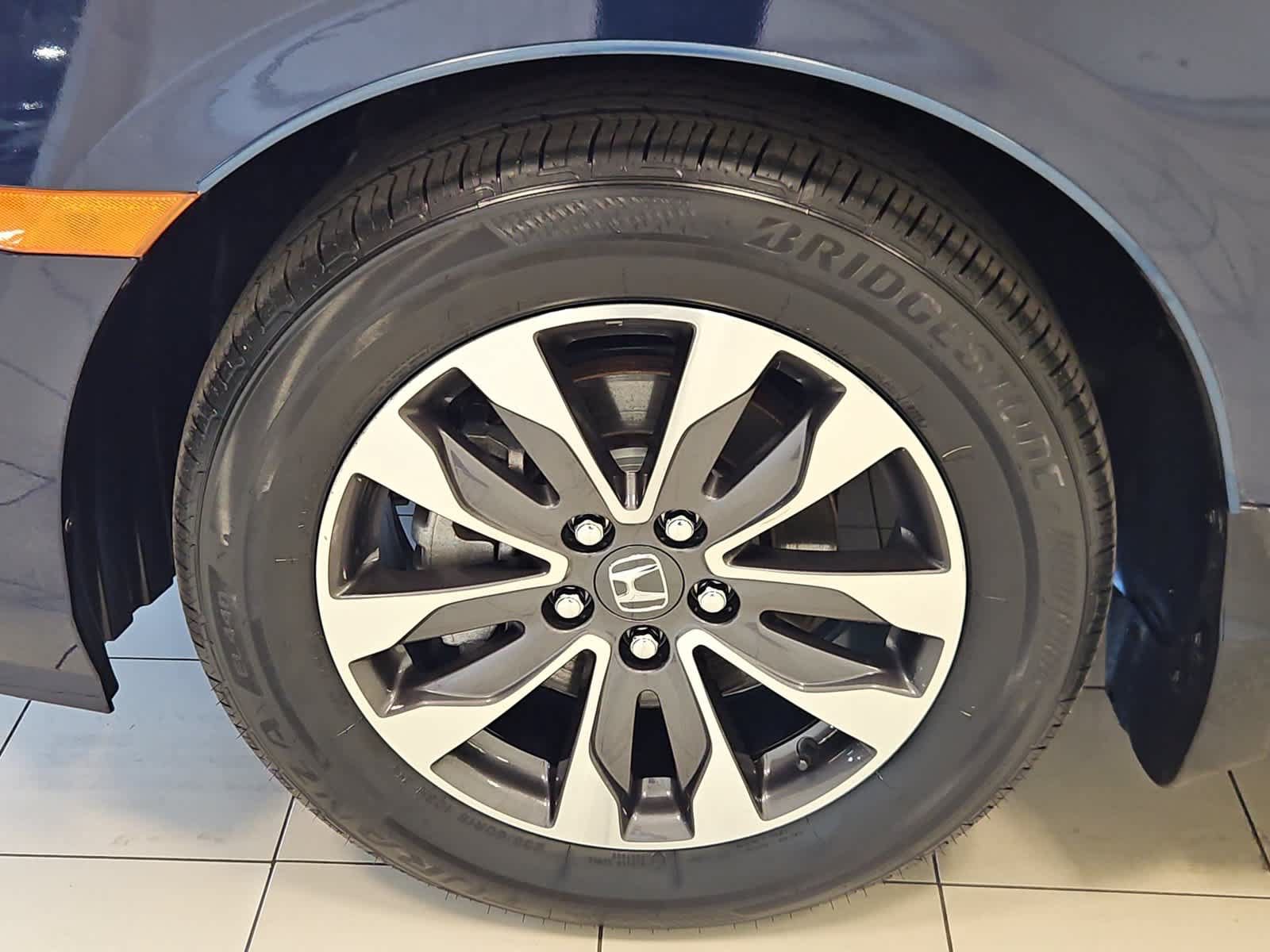 Certified 2023 Honda Odyssey EX-L image 25