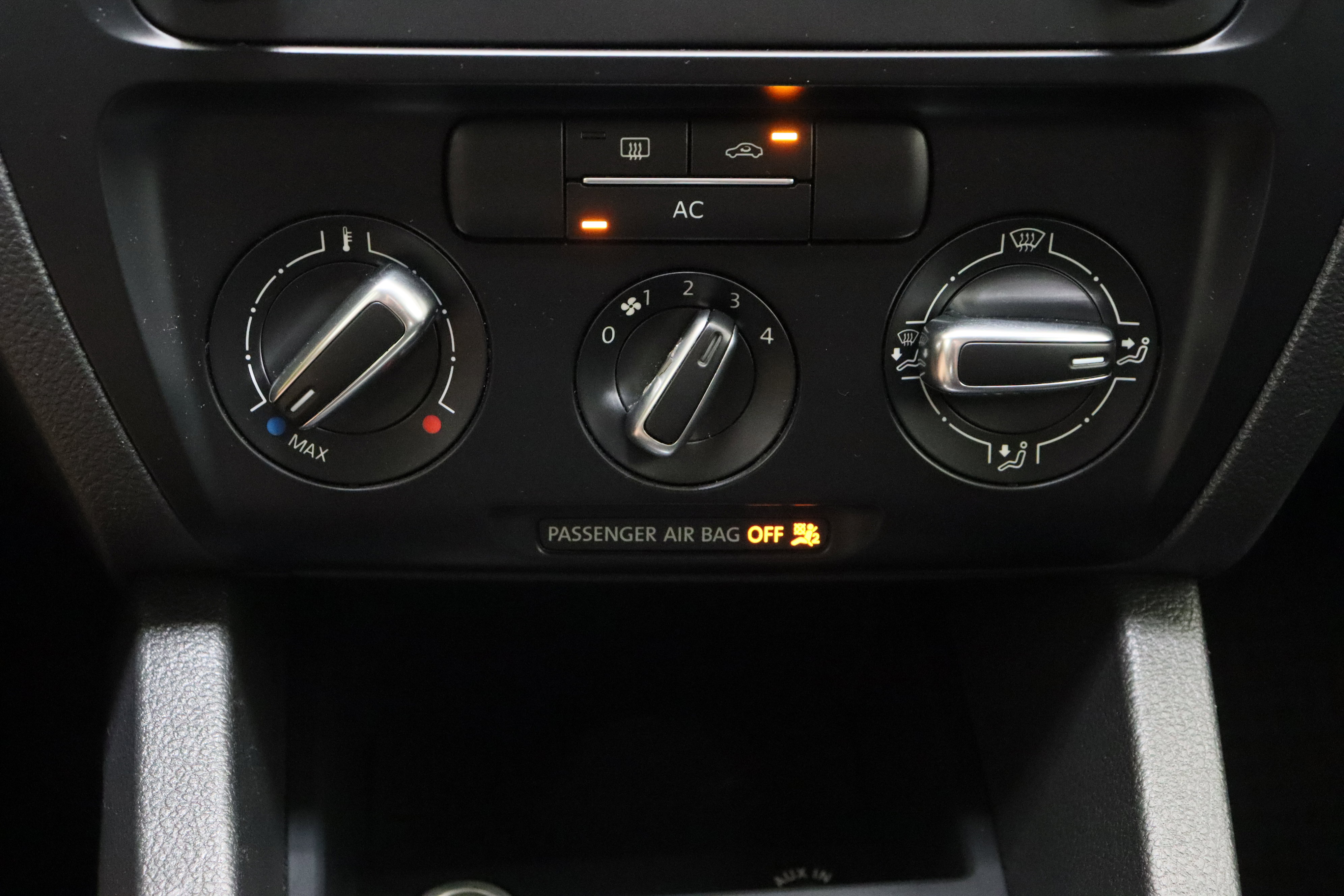 Used 2012 Volkswagen Jetta SE image 18