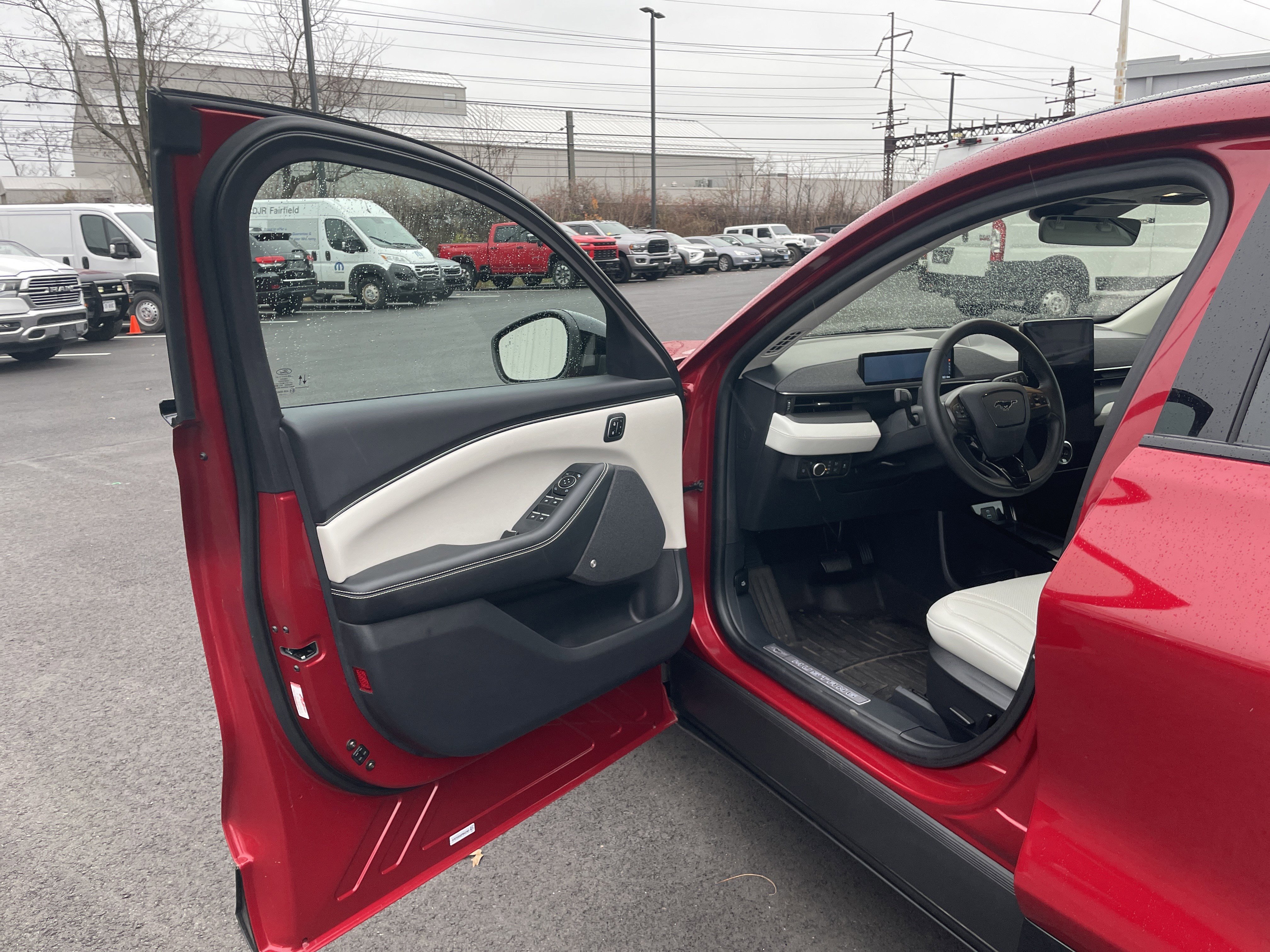 Used 2023 Ford Mustang Mach-E Premium image 36