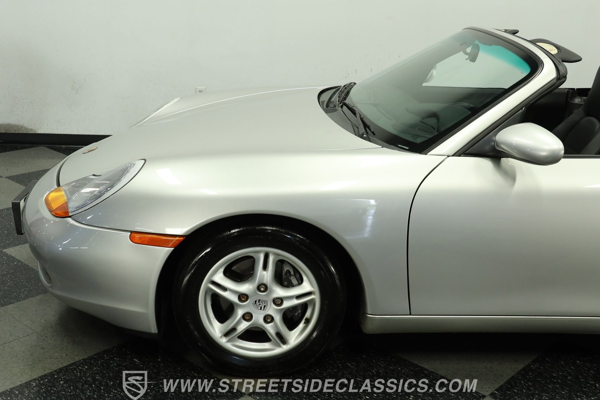 Used 1998 Porsche Boxster RWD image 21