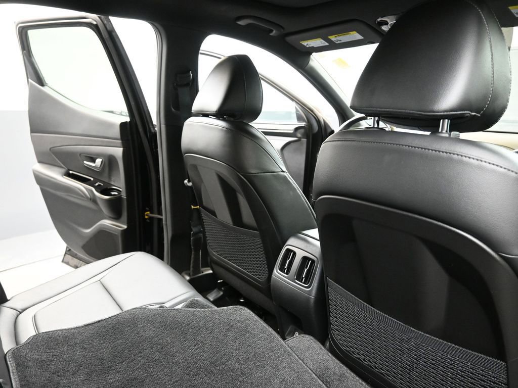 Certified 2023 Hyundai Santa Cruz Limited image 15