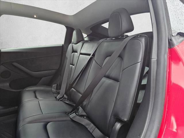 Used 2021 Tesla Model Y Long Range image 16
