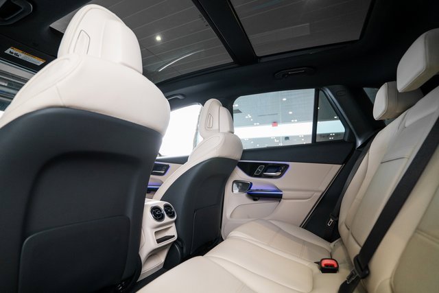 New 2026 Mercedes-Benz GLC 300 4MATIC image 12