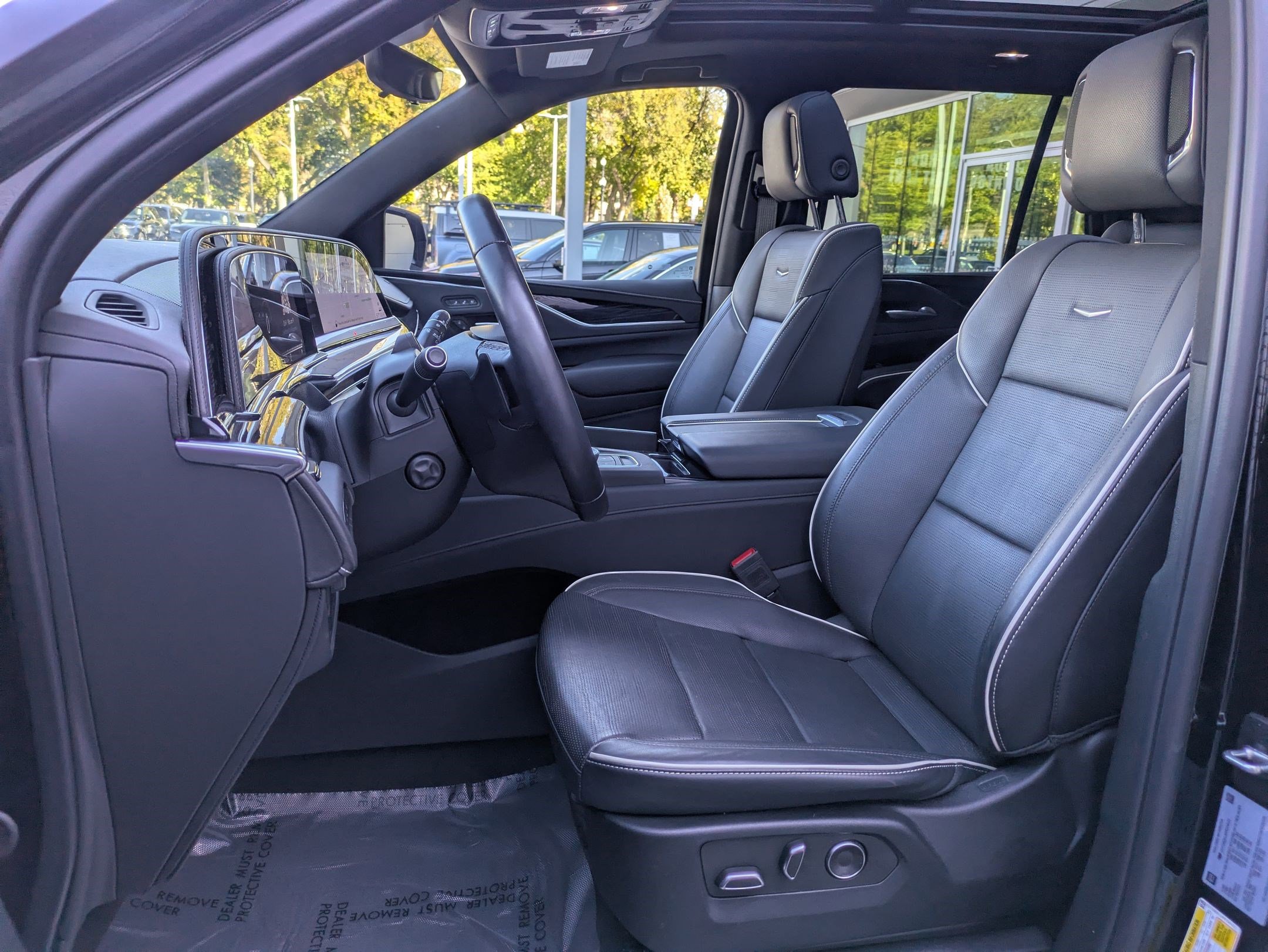 Used 2024 Cadillac Escalade Sport image 26