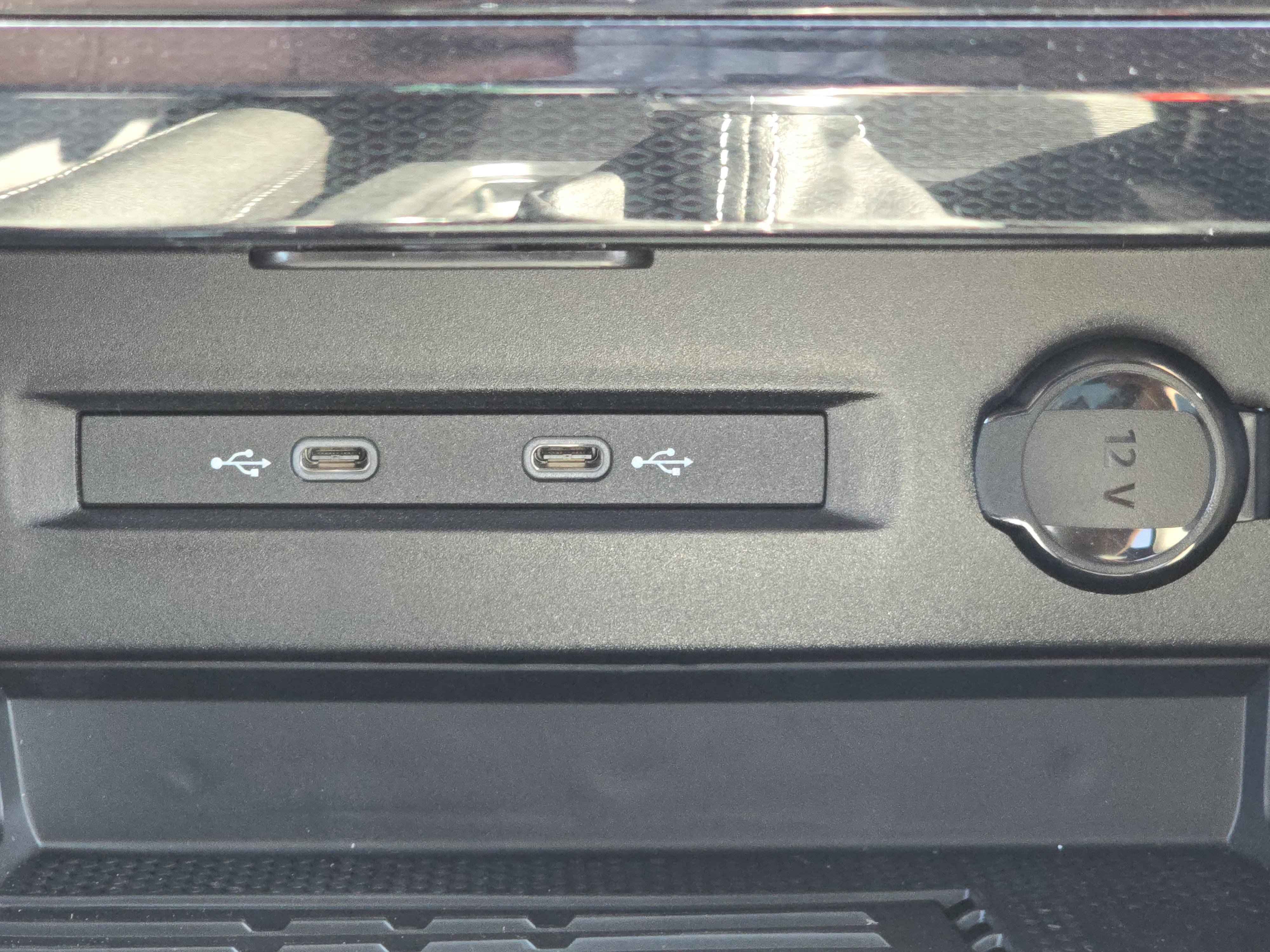 New 2025 Volkswagen Taos SE image 15