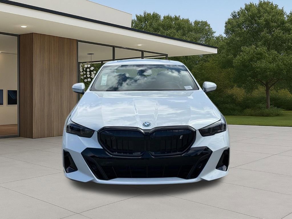 New 2026 BMW i5 eDrive40 w/ M Sport Package image 4