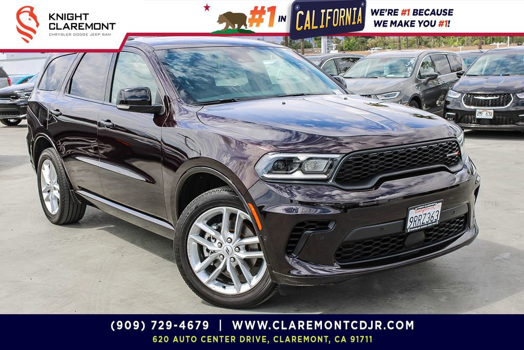 Used 2025 Dodge Durango GT image 1