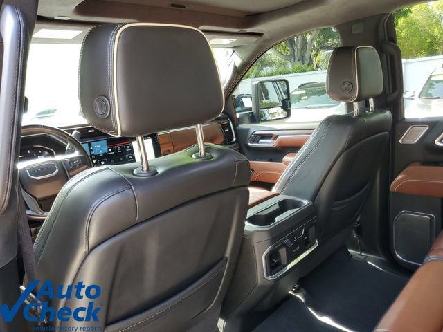 Used 2025 GMC Sierra 2500 Denali Ultimate AWD/4WD image 12