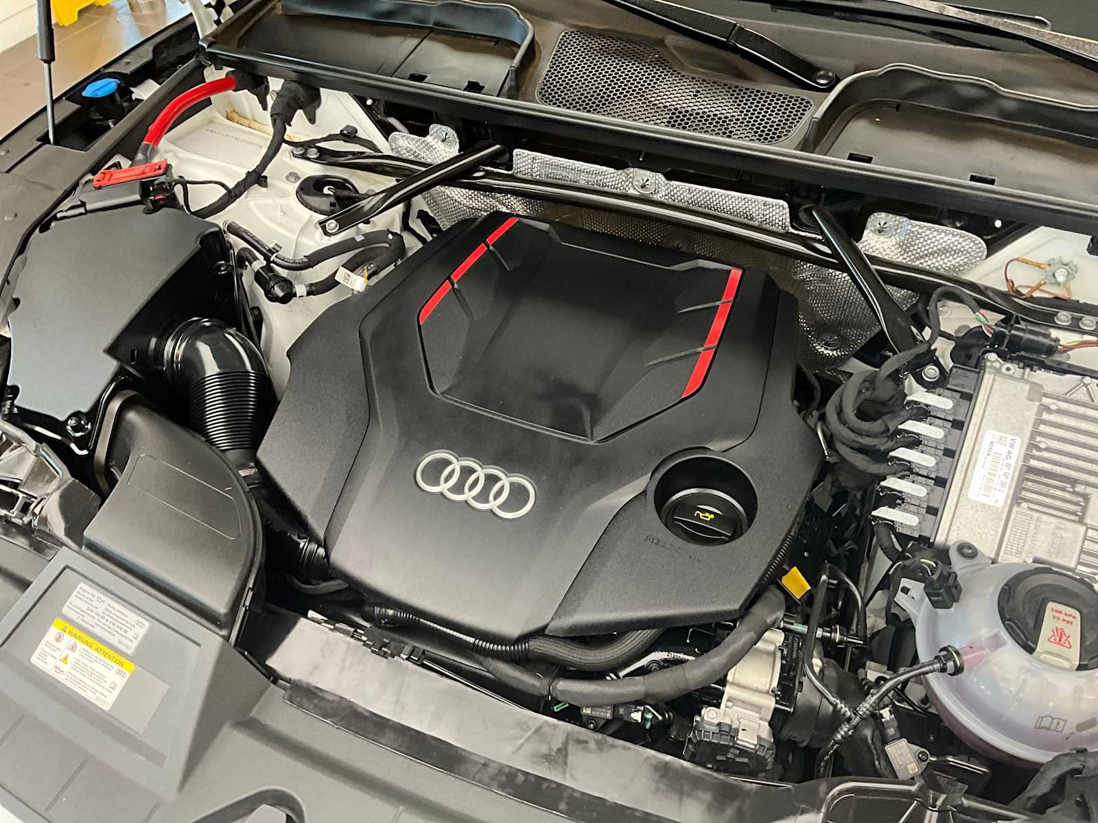 Used 2023 Audi SQ5 Premium Plus w/ Premium Plus Package AWD/4WD image 29