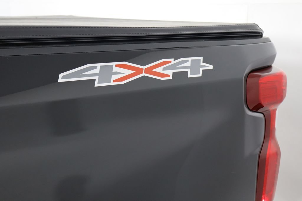 Used 2024 Chevrolet Silverado 1500 LT AWD/4WD image 36