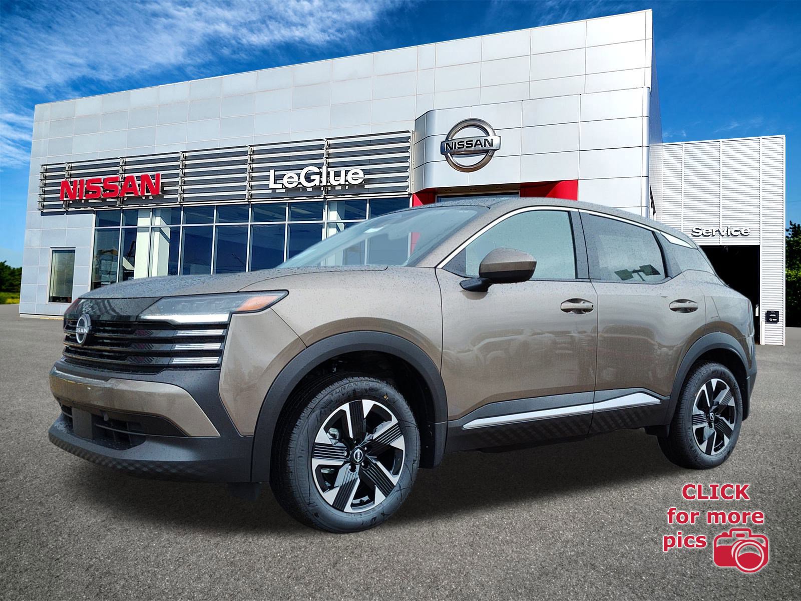 New 2025 Nissan Kicks SV