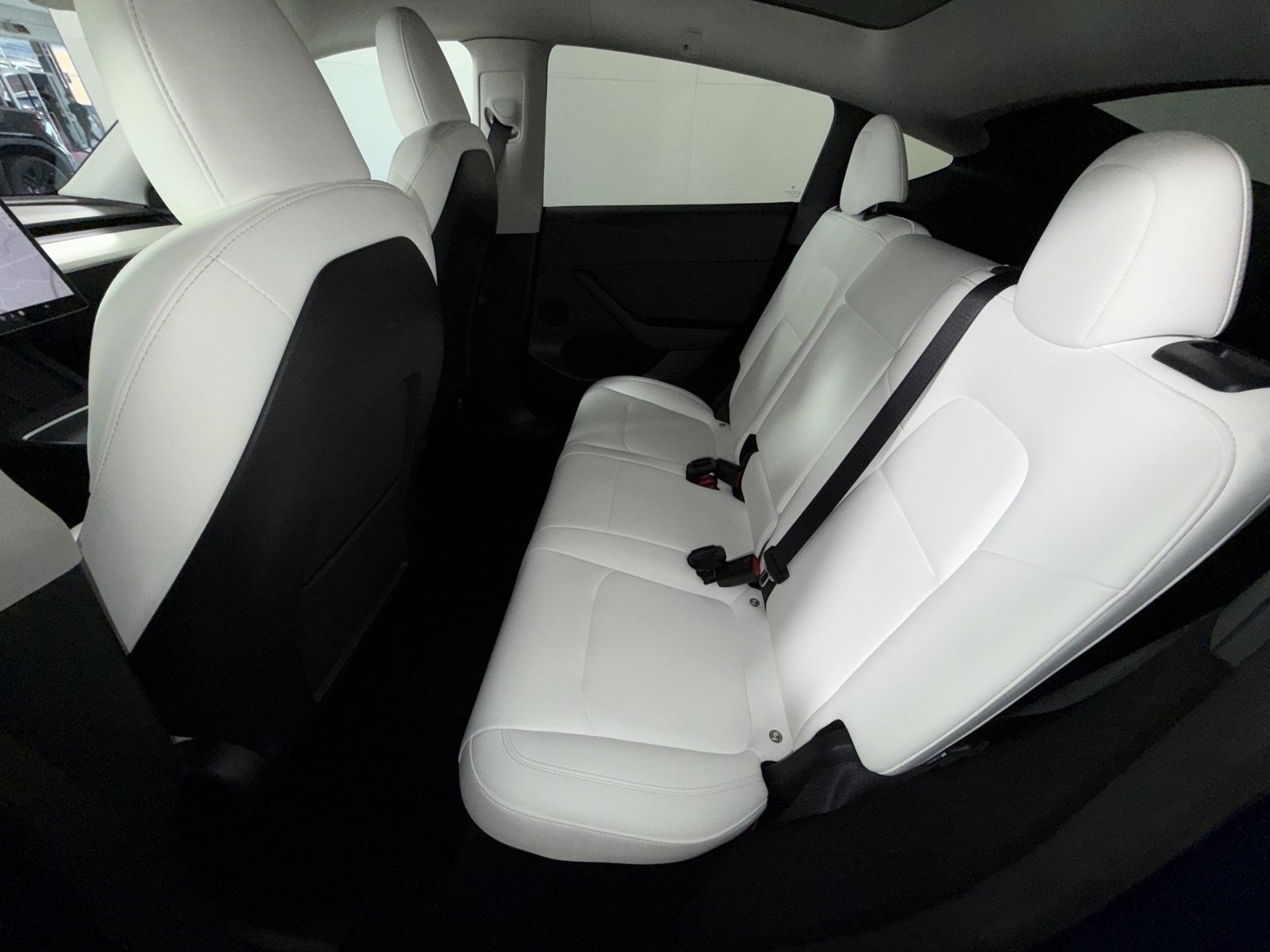 Used 2023 Tesla Model Y Performance AWD/4WD image 25