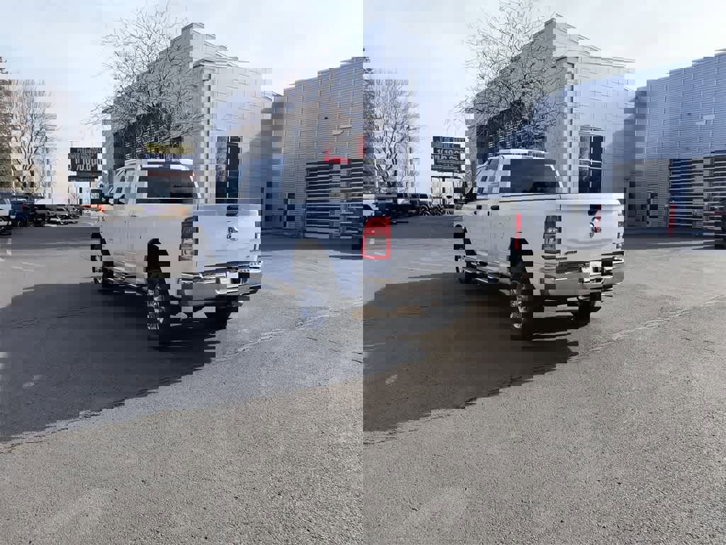 Used 2024 RAM 2500 Big Horn image 4