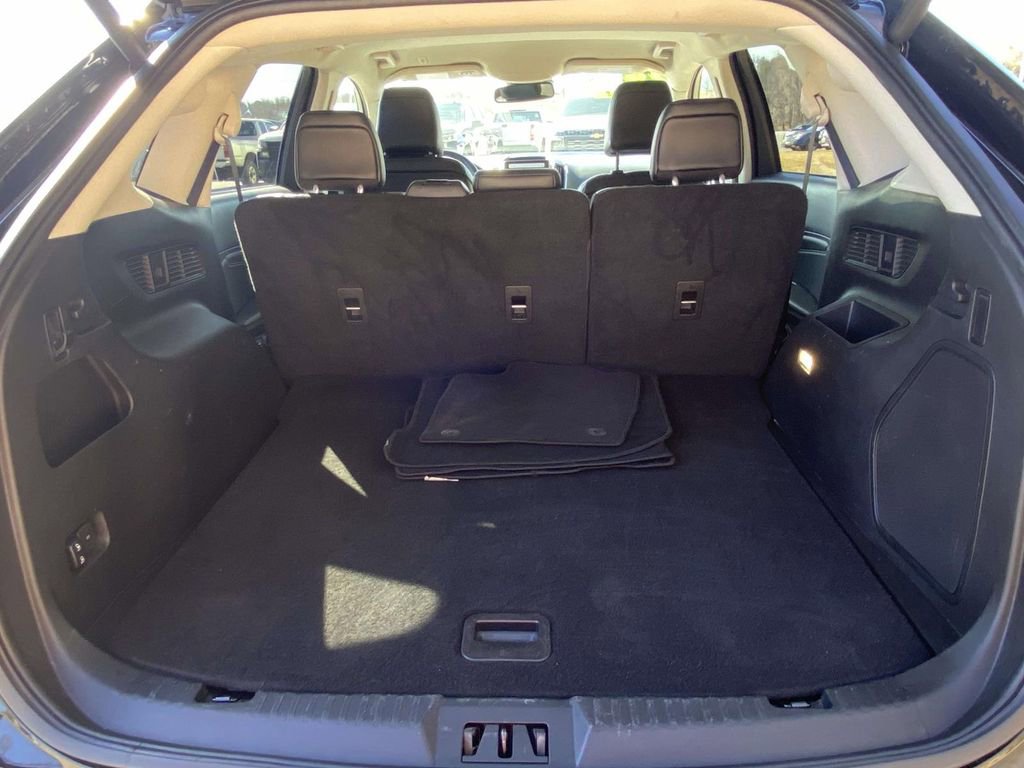 Used 2024 Ford Edge Titanium AWD/4WD image 30