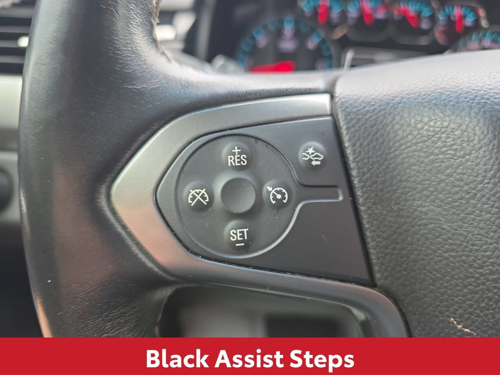 Used 2019 Chevrolet Suburban LT RWD image 26