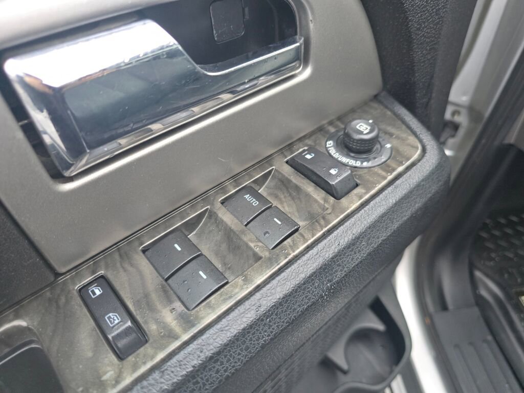 Used 2016 Ford Expedition Max Limited image 20