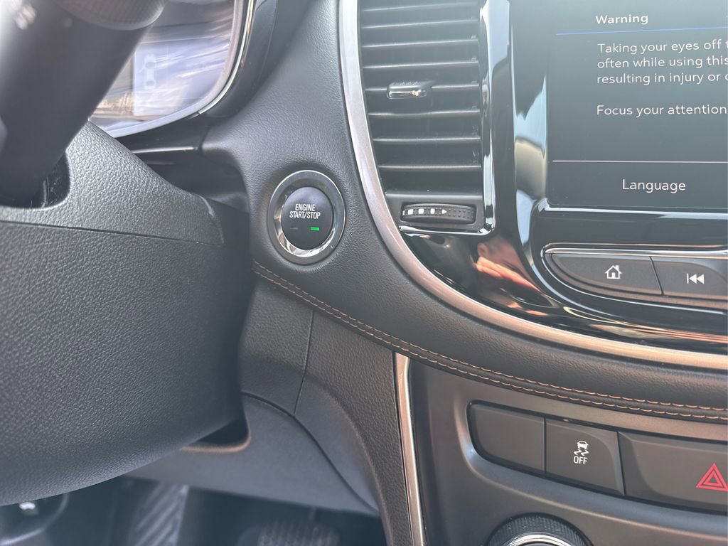 Used 2020 Chevrolet Trax LT w/ Driver Confidence Package image 27