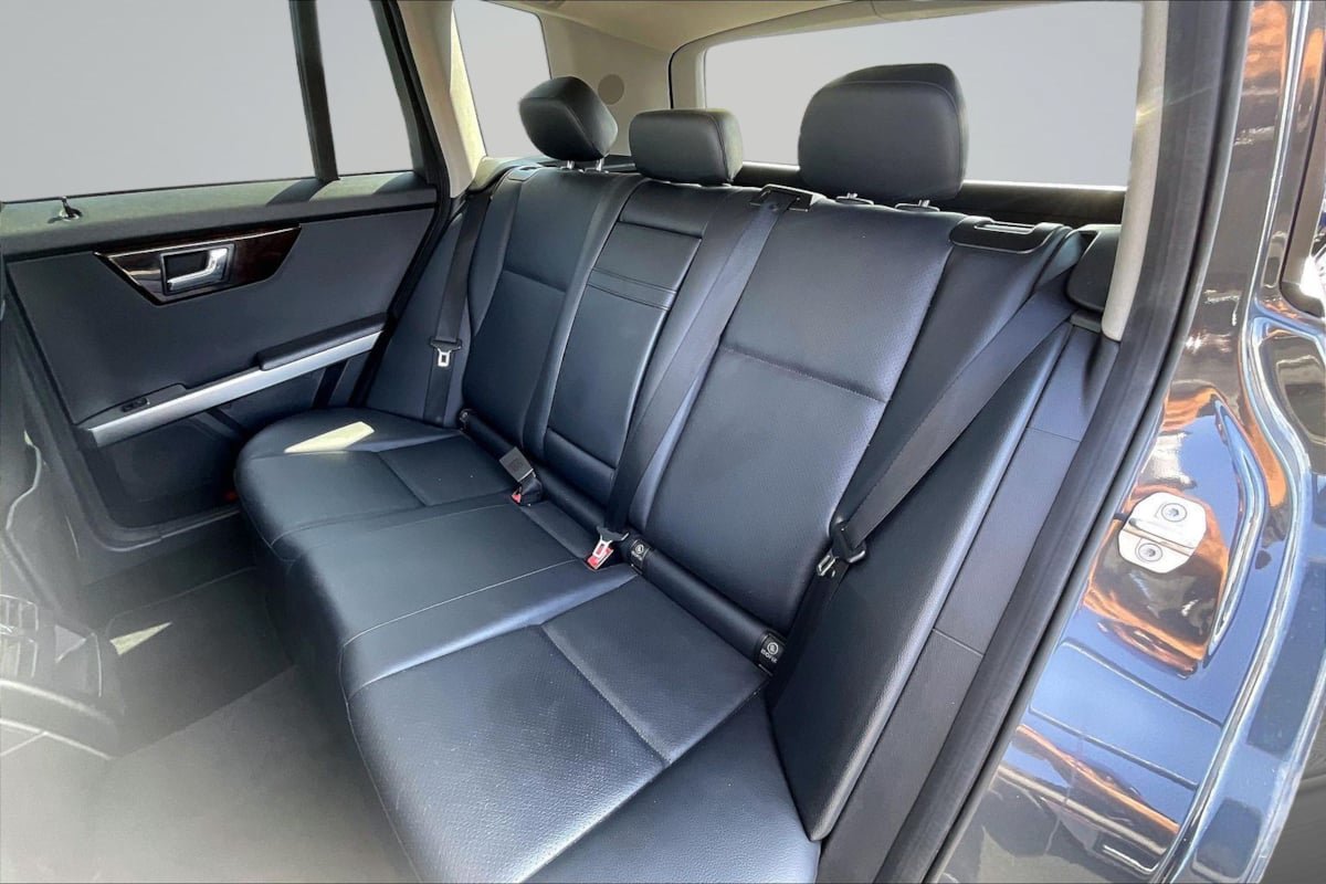 Used 2011 Mercedes-Benz GLK 350 2WD image 26