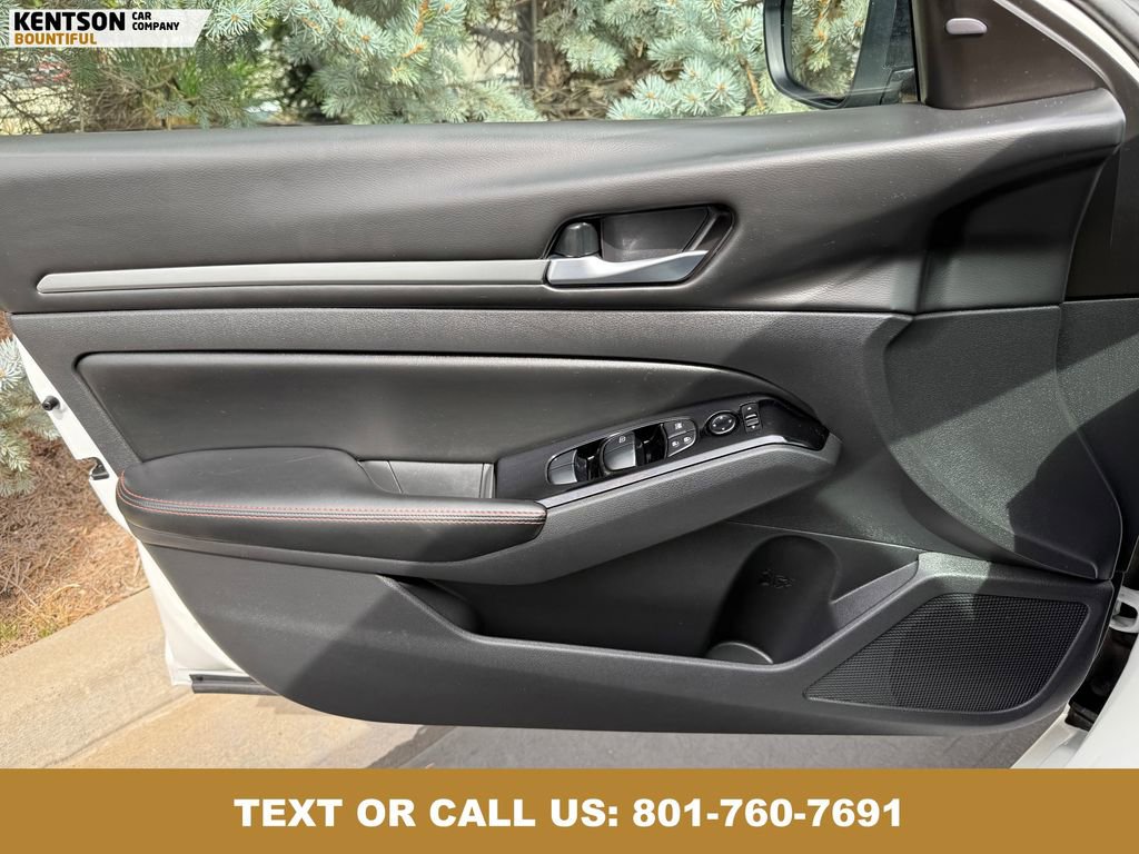 Used 2024 Nissan Altima 2.5 SR image 22
