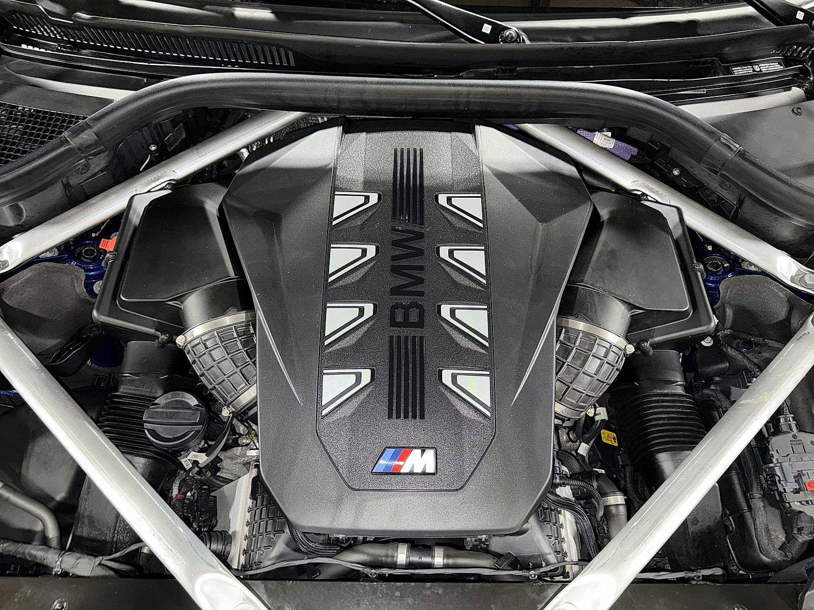 Used 2025 BMW X7 M60i w/ Executive Package AWD/4WD image 11