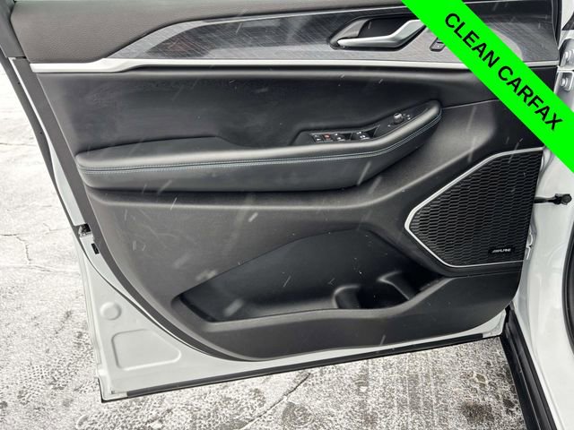 Used 2022 Jeep Grand Cherokee Trailhawk w/ Advanced Protech Group II image 9