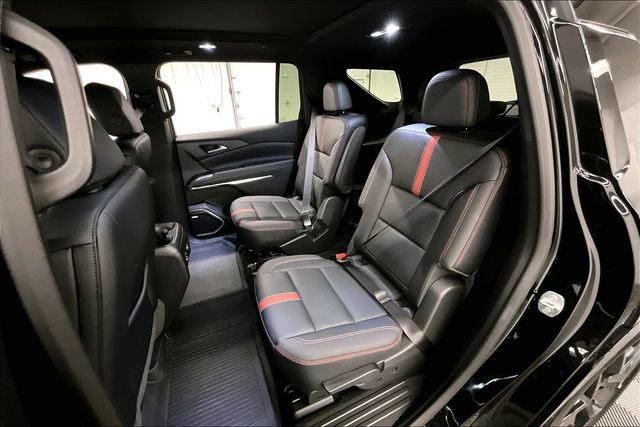 Used 2025 Chevrolet Traverse RS w/ LPO, Floor Liner Package AWD/4WD image 25