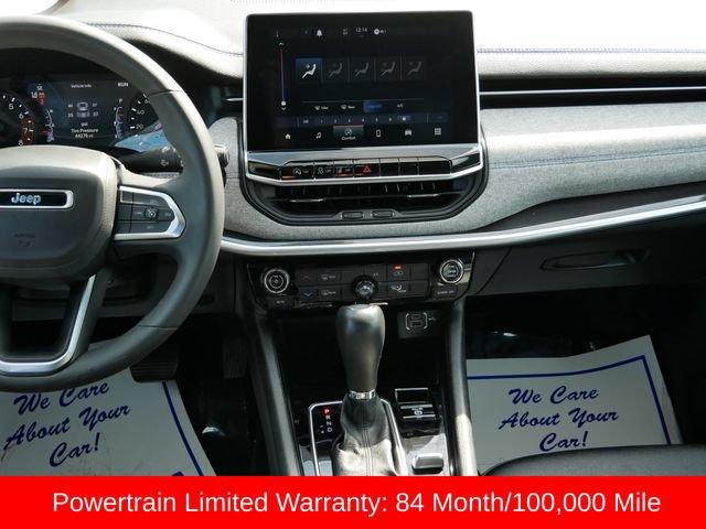 Used 2024 Jeep Compass Latitude AWD/4WD image 10