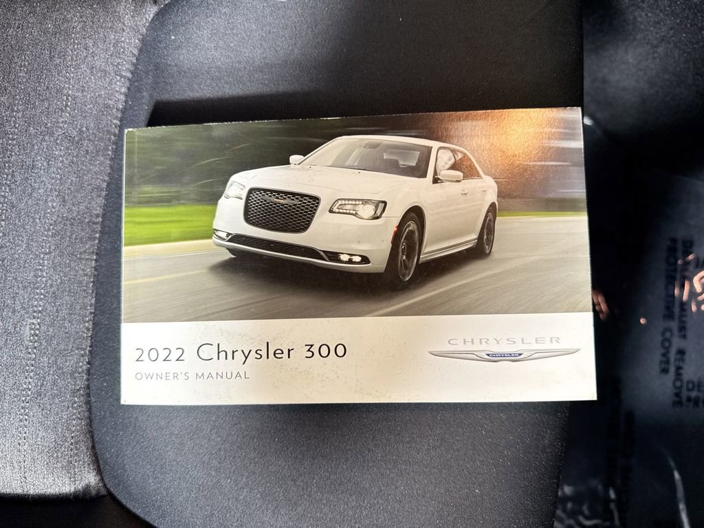 Used 2022 Chrysler 300 Touring w/ Sport Appearance Package image 35