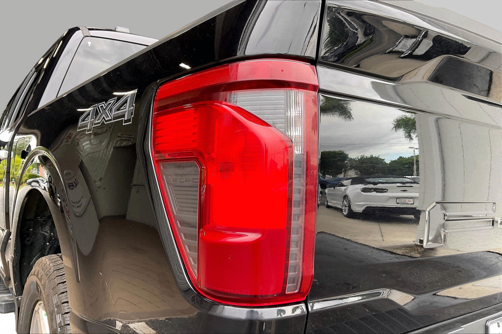 Used 2024 Ford F150 XLT AWD/4WD image 16