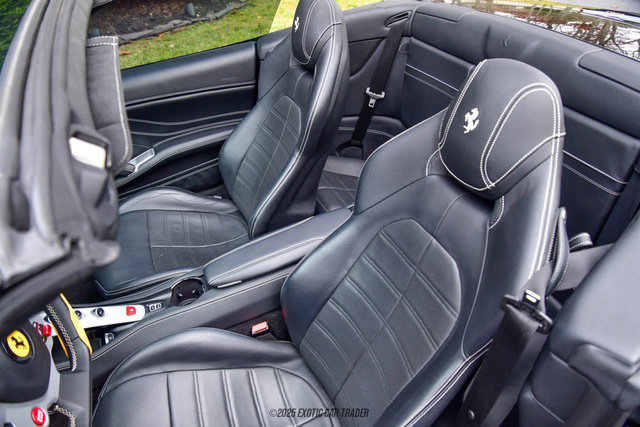 Used 2016 Ferrari California T RWD image 39