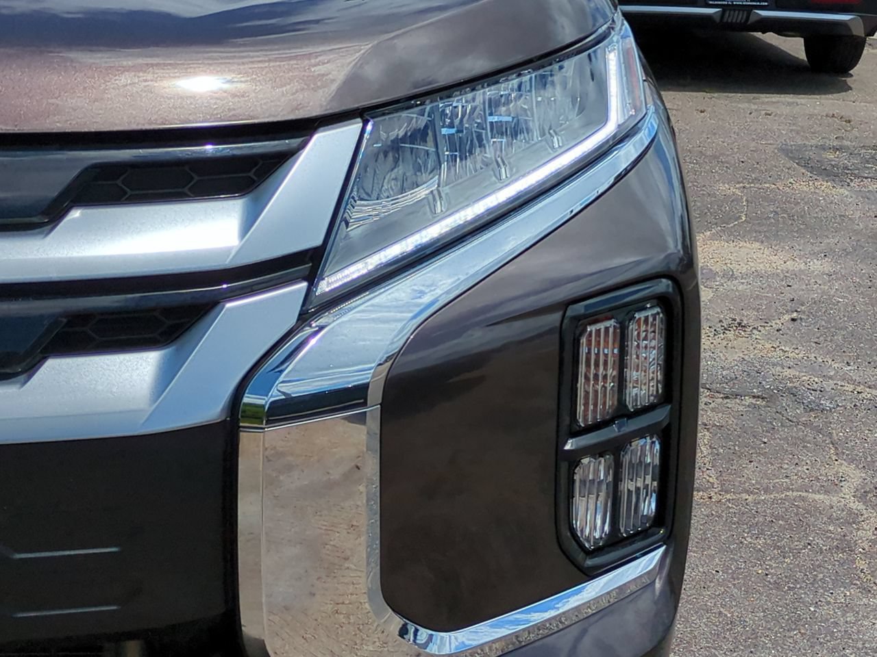Used 2025 Mitsubishi Outlander Sport SE AWD/4WD image 10