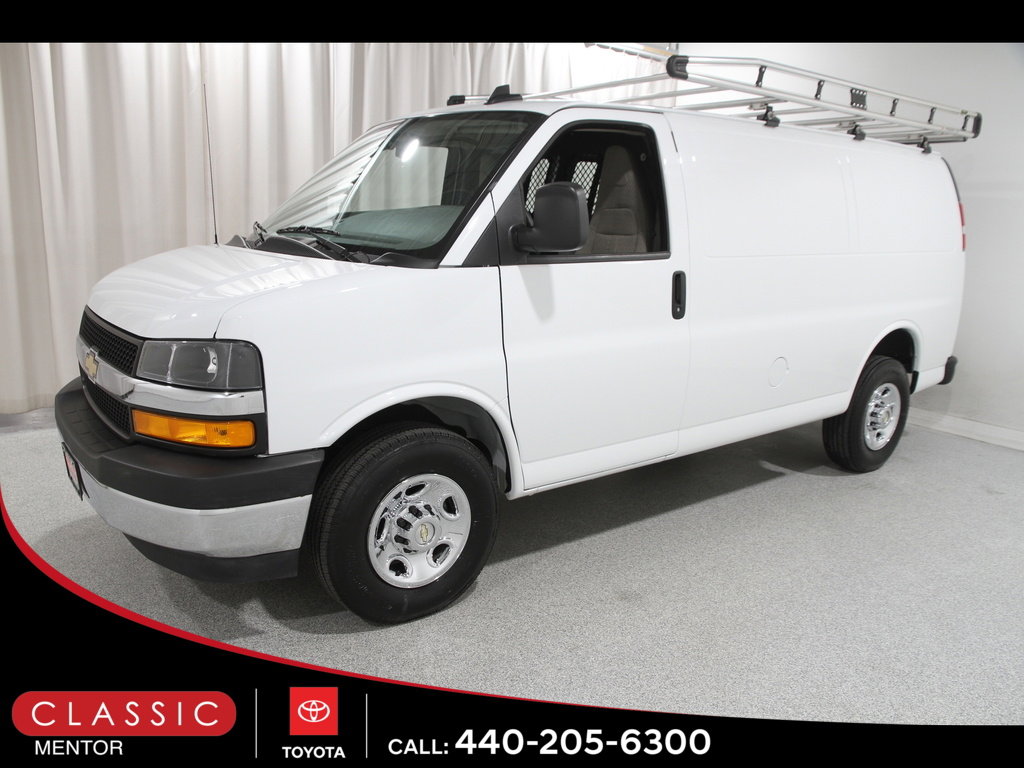Used 2024 Chevrolet Express 2500 w/ Driver Convenience Package image 3