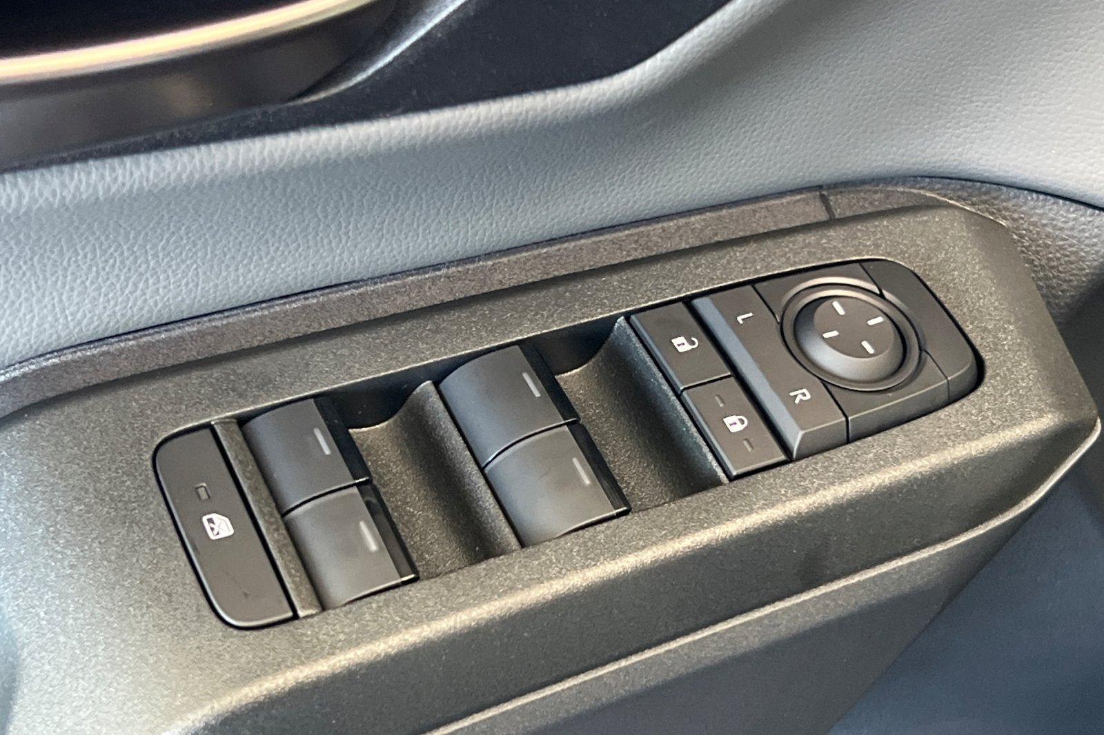 New 2026 Toyota RAV4 SE AWD/4WD image 14