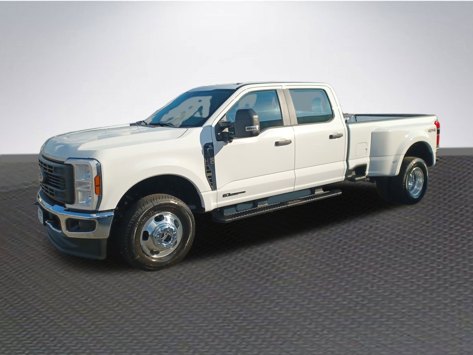 New 2026 Ford F350 XL image 2