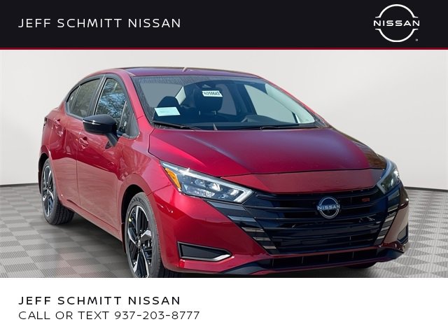 New 2025 Nissan Versa SR w/ Trunk Package