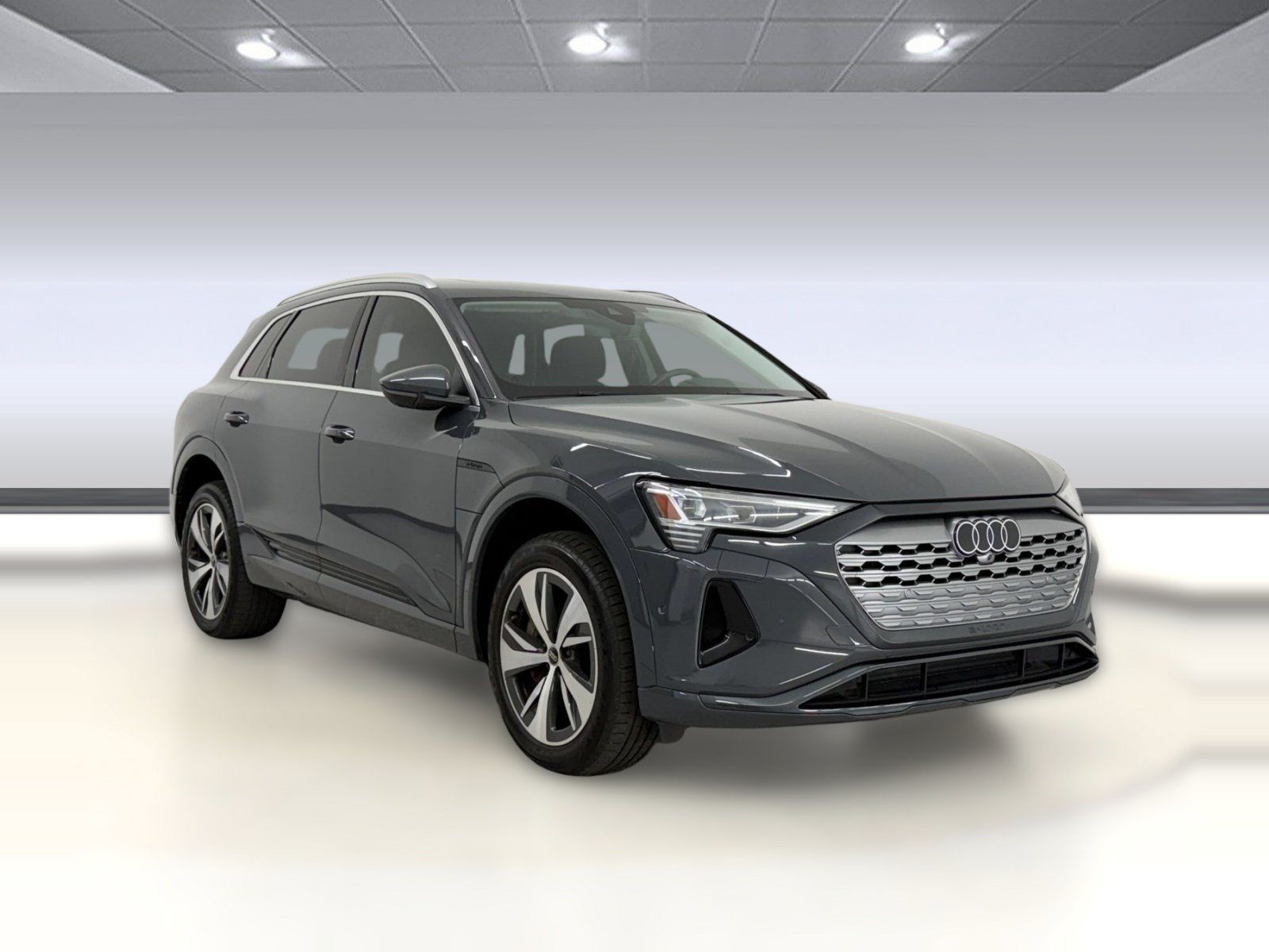 Used 2024 Audi Q8 e-tron Premium Plus w/ Premium Plus Package AWD/4WD image 7