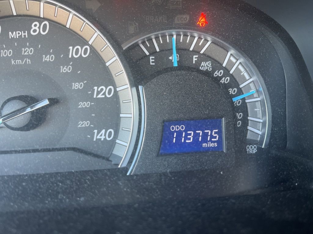 Used 2014 Toyota Camry SE image 5