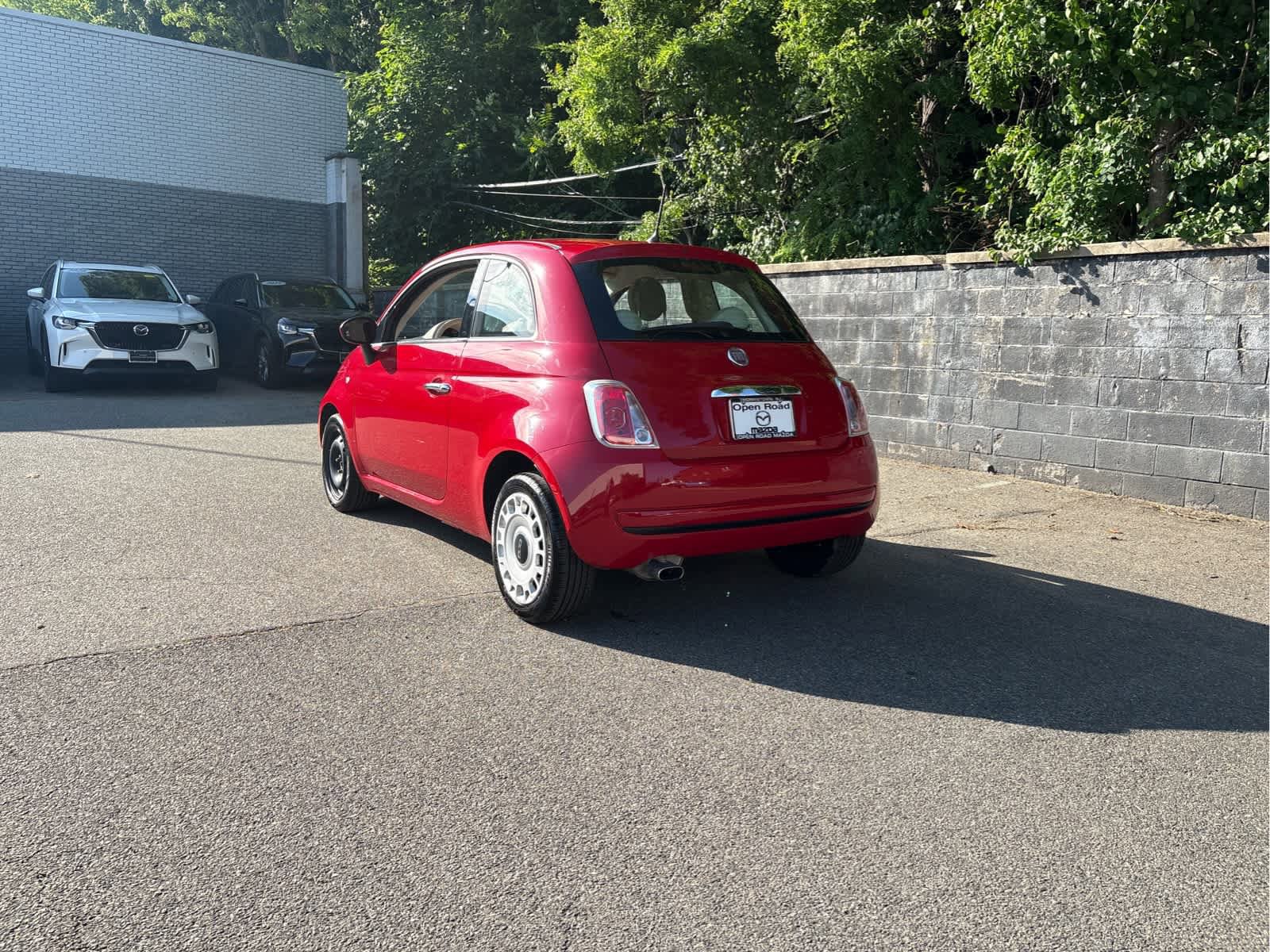 Used 2015 FIAT 500 Pop FWD image 5