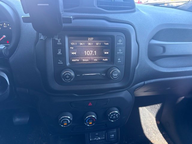 Used 2019 Jeep Renegade Sport FWD image 9
