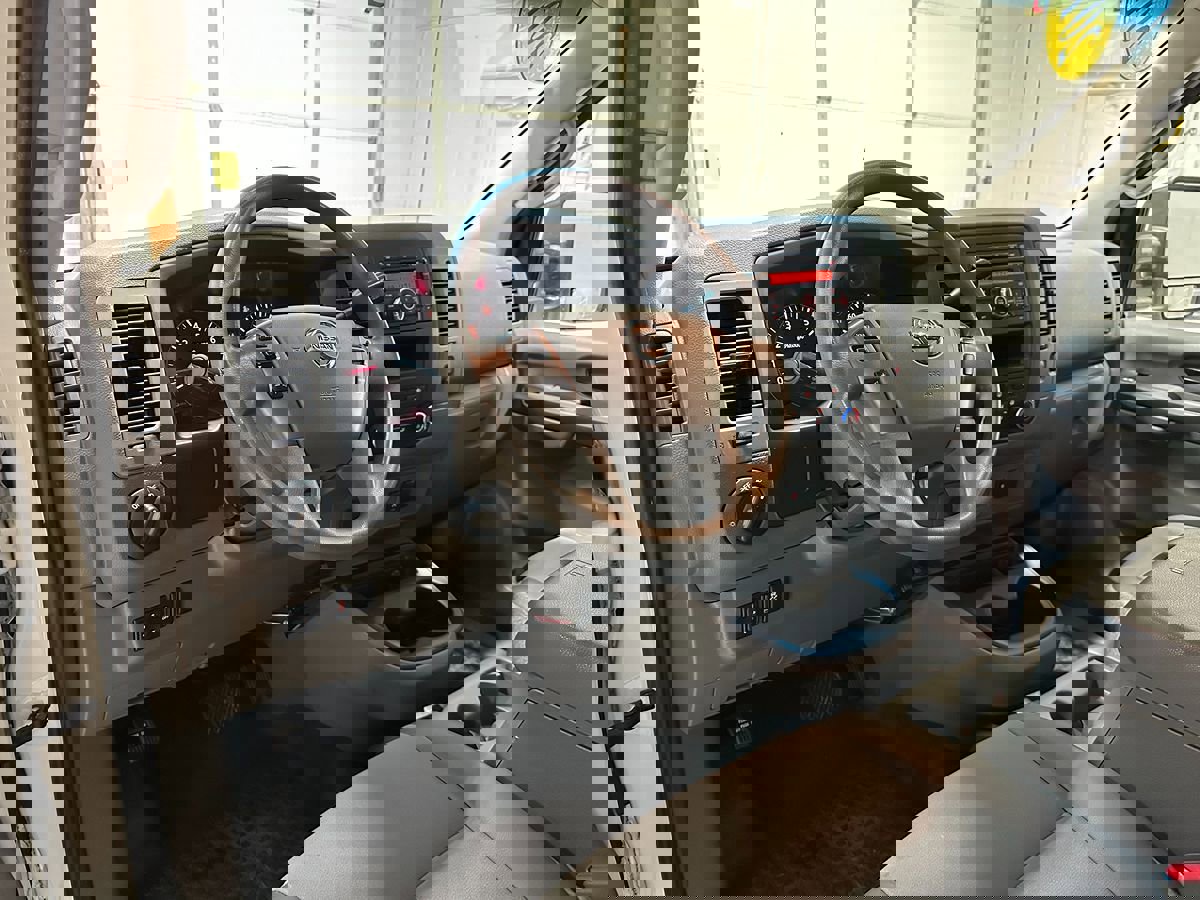 Used 2014 Nissan NV 2500 SV image 25