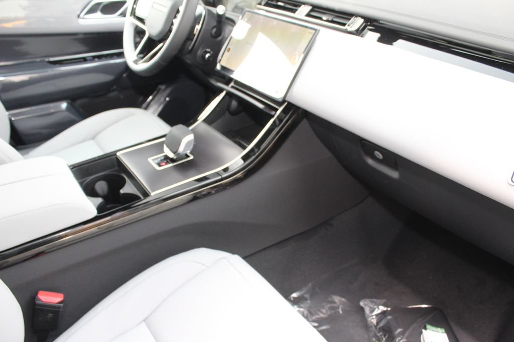 New 2026 Land Rover Range Rover Velar Dynamic SE AWD/4WD image 45