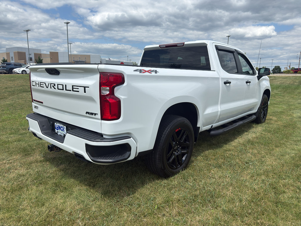 Used 2025 Chevrolet Silverado 1500 RST w/ Redline Edition AWD/4WD image 7