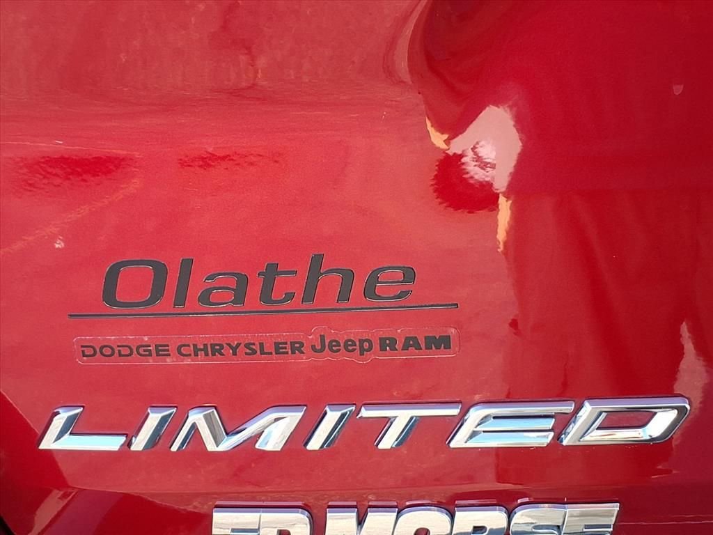 Used 2022 Ford Explorer Limited w/ Equipment Group 301A image 22